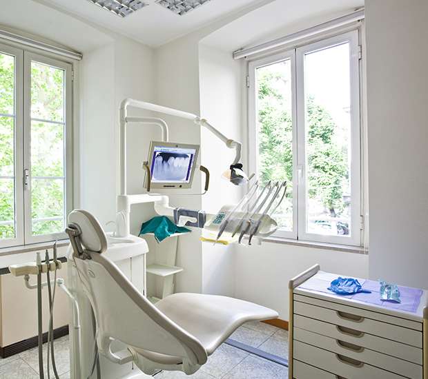 About Us | Southbury Dental Care - Dentist Southbury, CT 06488 | (203) 278-5337