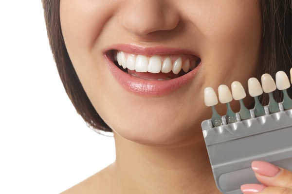 How A Dentist Can Repair A Chipped Tooth With Dental Bonding