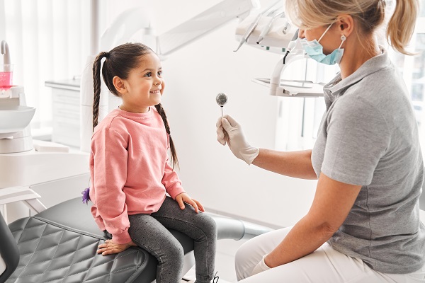 The Importance Of Seeing A Kid Friendly Dentist In Southbury For Proper Teeth Development